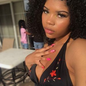 Meet your Posher, Amiah